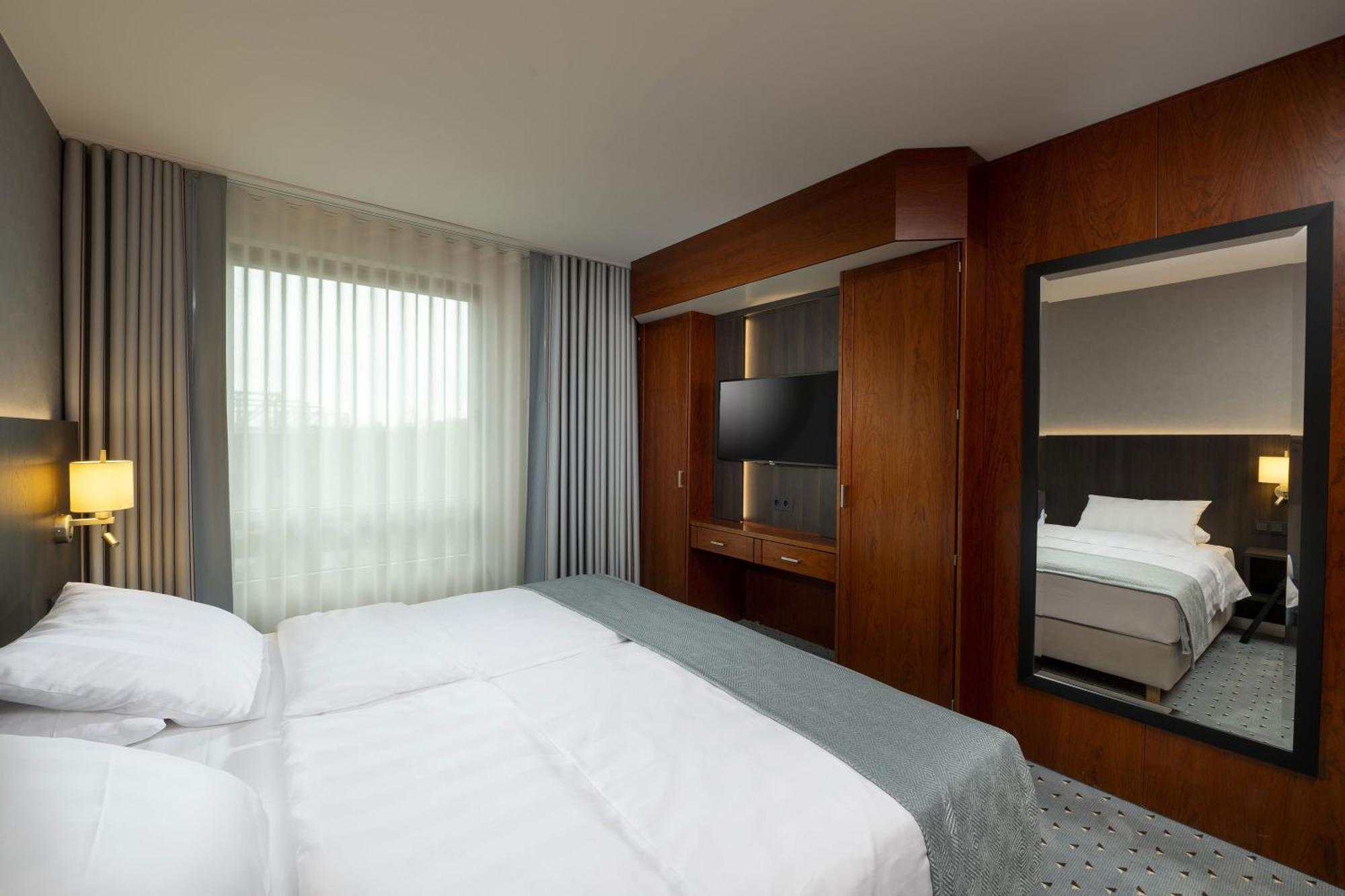 Maritim Hotel Bremen Ngoại thất bức ảnh