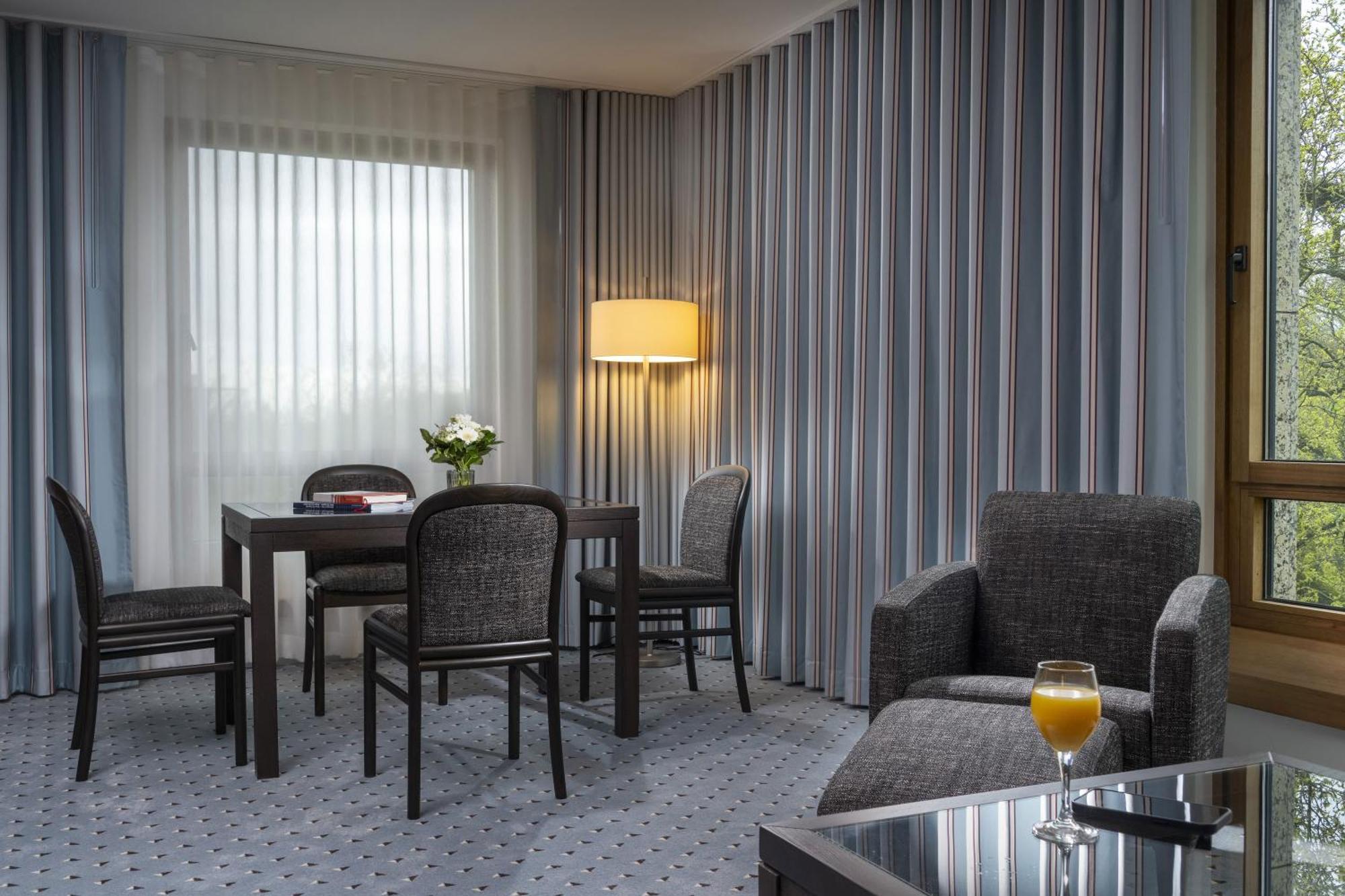 Maritim Hotel Bremen Ngoại thất bức ảnh