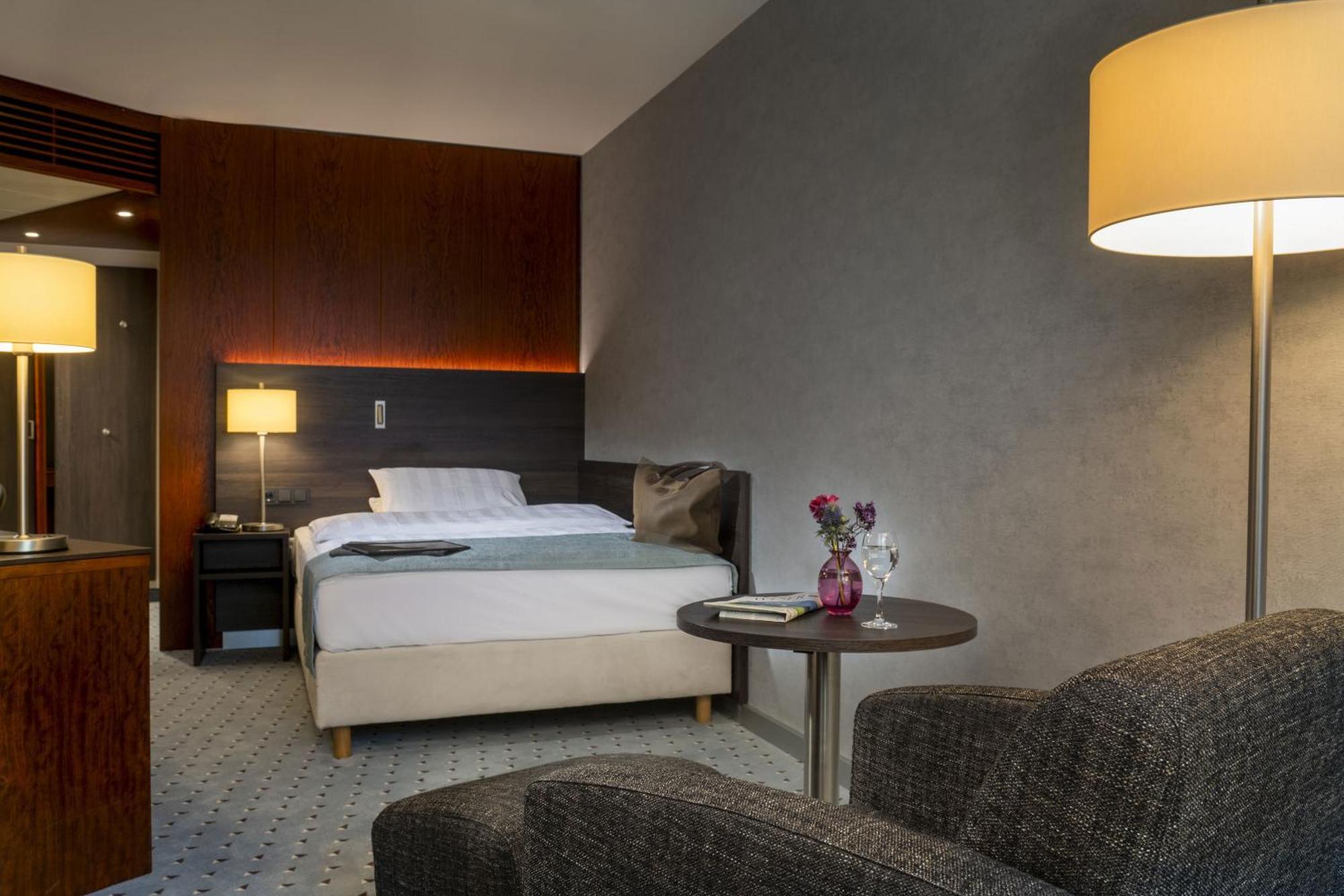 Maritim Hotel Bremen Ngoại thất bức ảnh